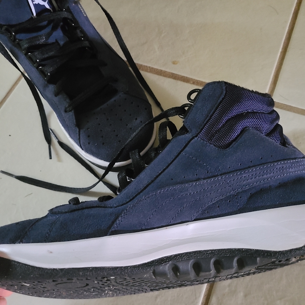 High top sneakers - Picture 3 of 3